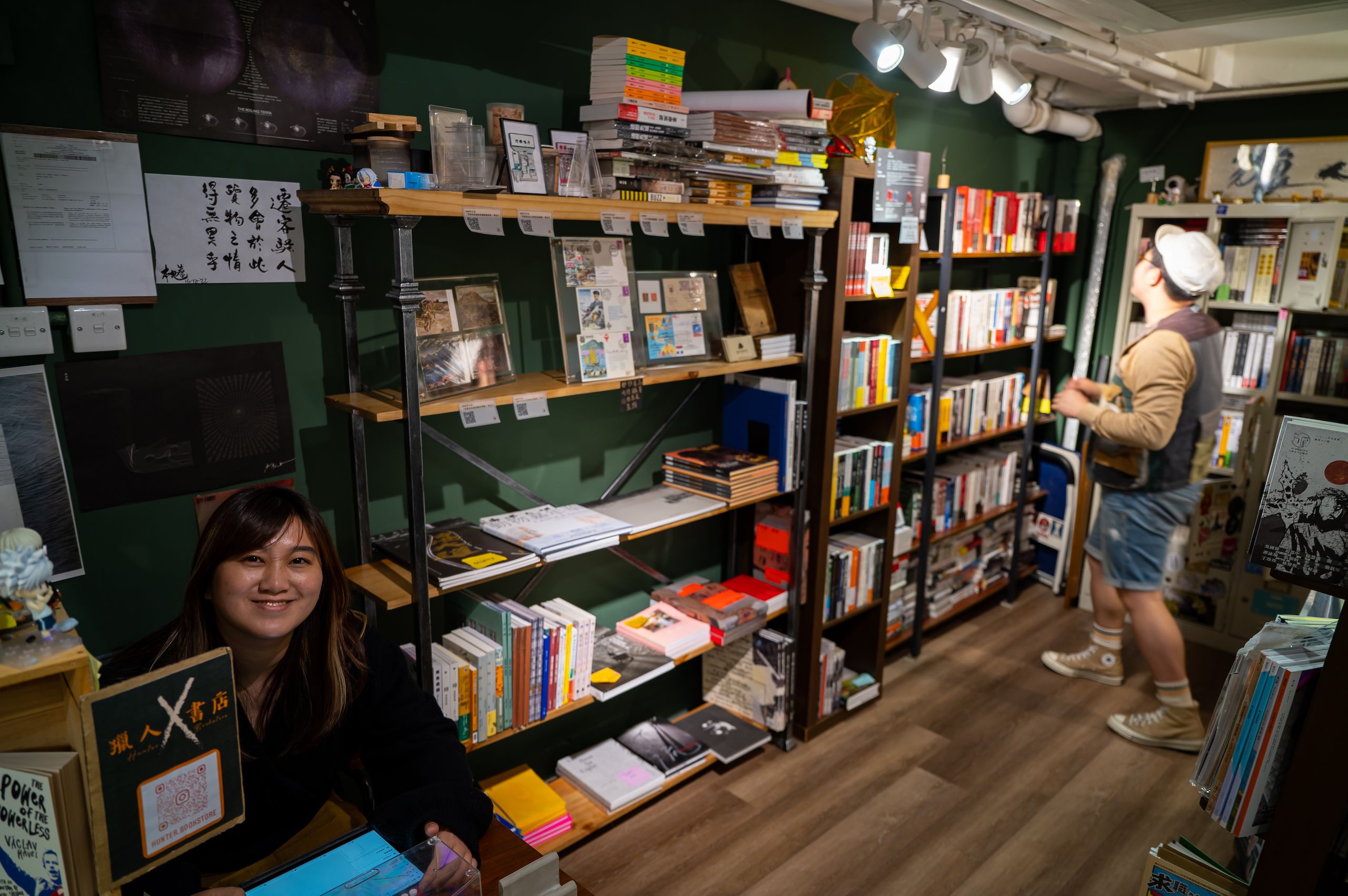 前沙田区议员黄文萱去年中旬成立的“猎人书店”其中之一。