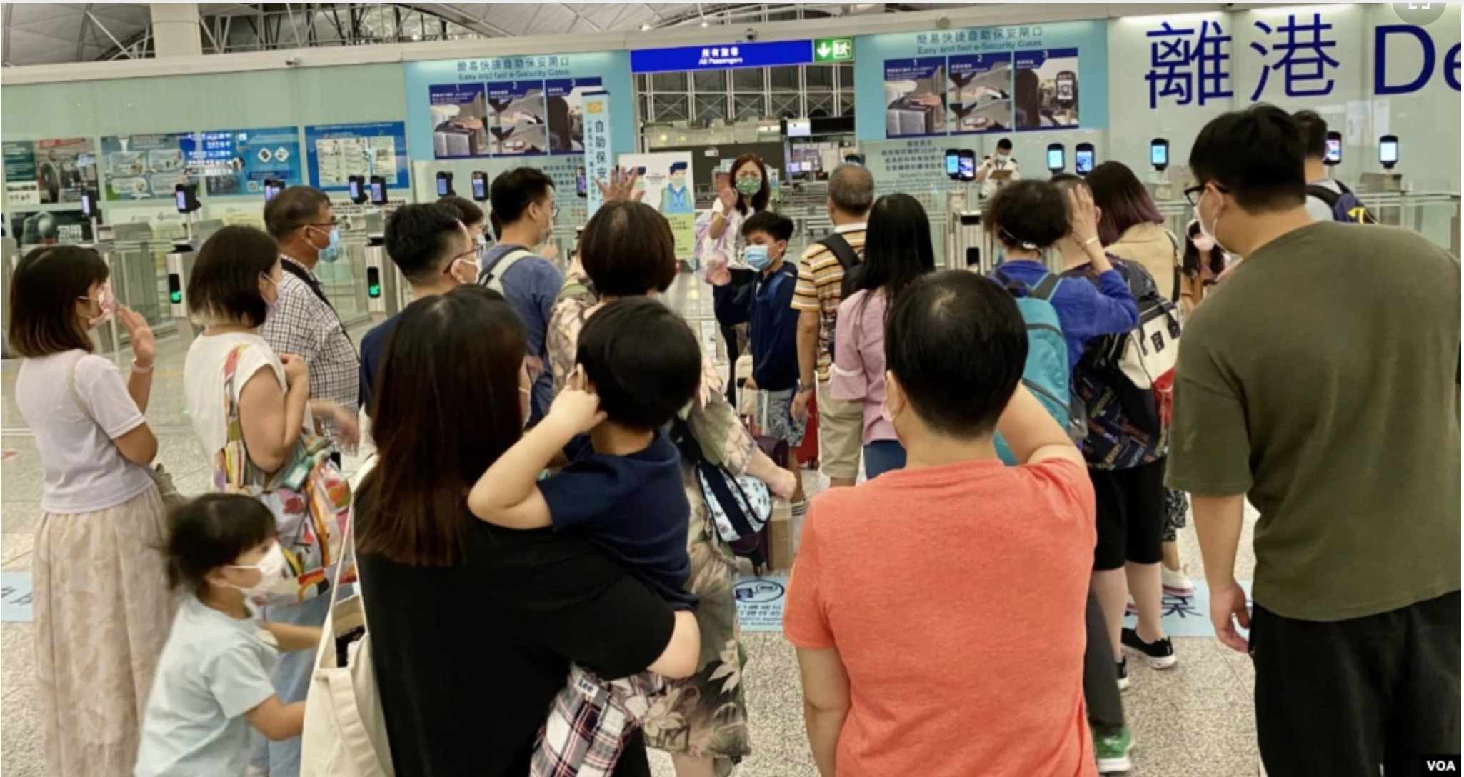 香港实施国安法超过一年，引发新一轮移民潮。 （VOA/ 汤惠芸）