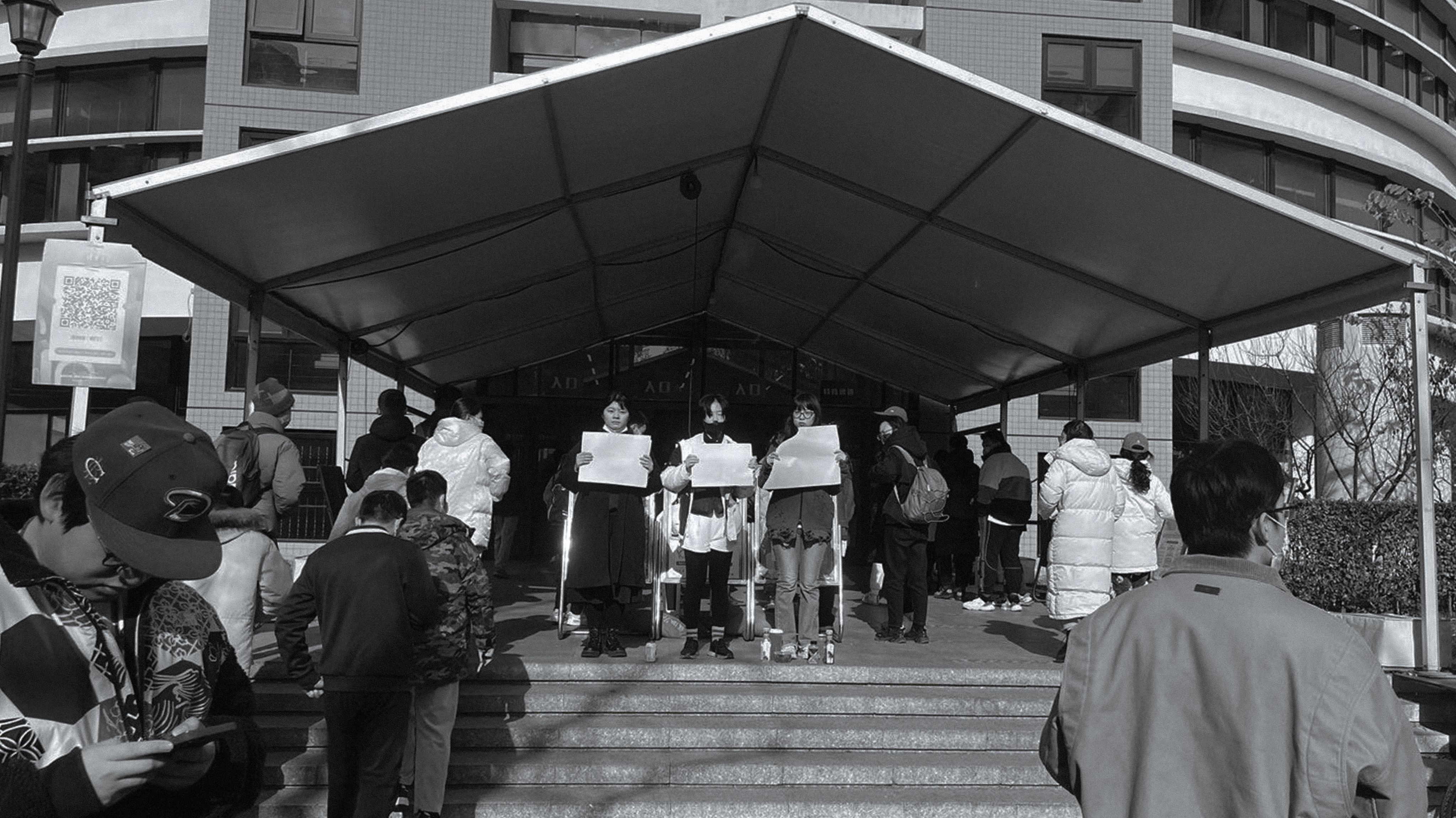 November 27, 2022, female students protesting at Tsinghua University. (AP)