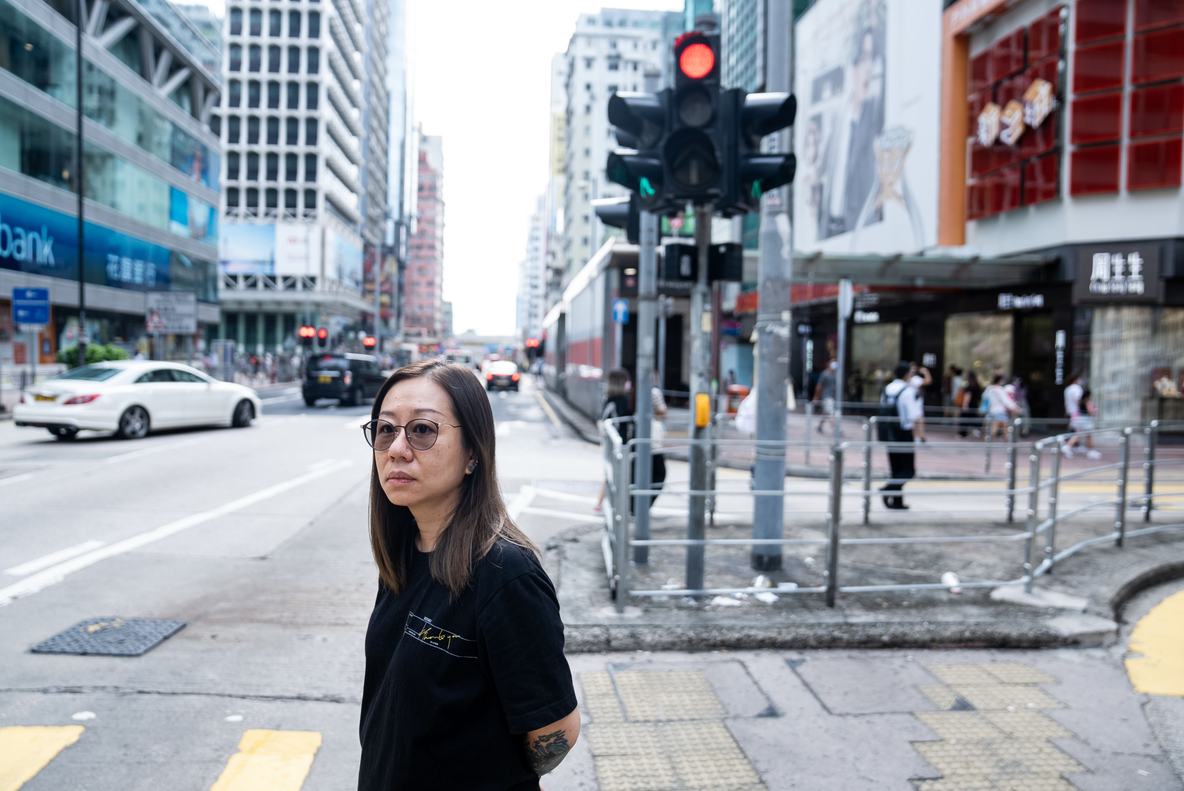 香港独立电影导演许雅舒，作品有《风景》、《日常》等等，图为旺角亚皆老街，为《日常》其中一个拍摄场景。